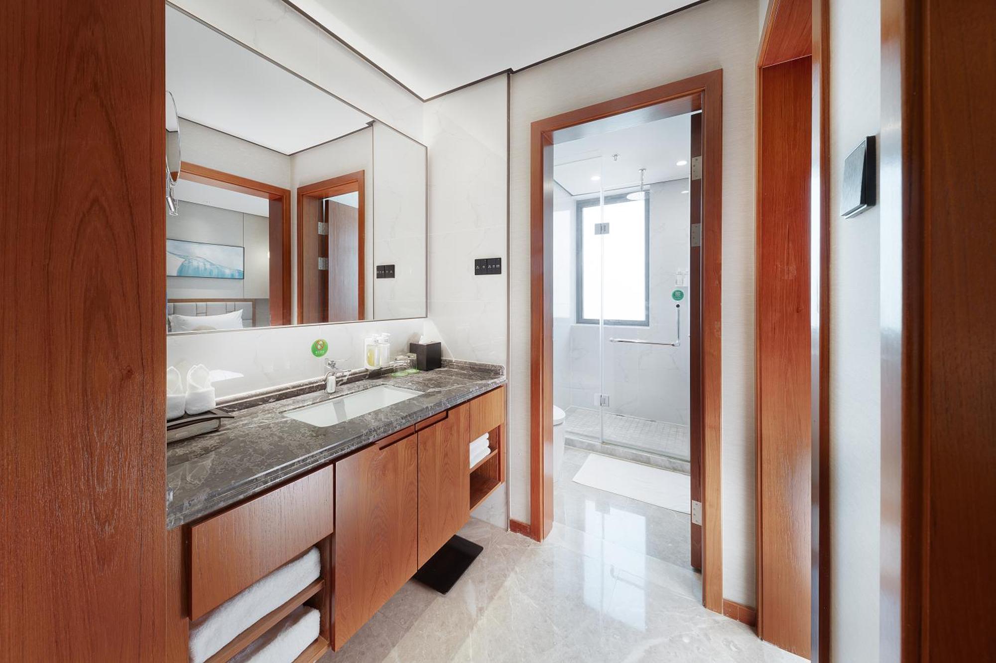 Holiday Inn Suites Xi'An High-Tech Zone By Ihg Exterior photo